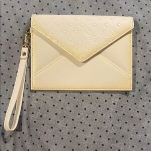 Pandora. Elegant Cream Clutch with Wristlet